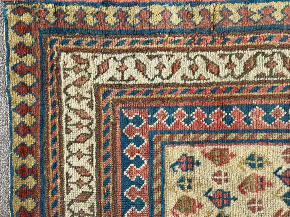 kurdish persian 3-4x7-10 corner