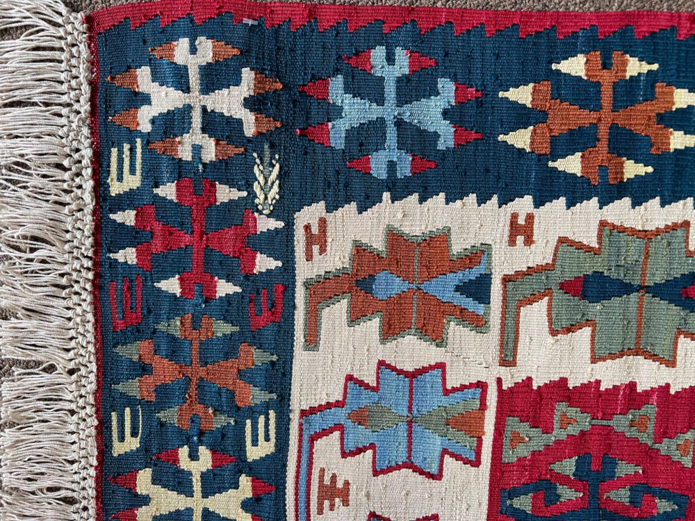 06389 Kilim Persian White & Blue 3-10x5-10 | Manoukian Rugs™